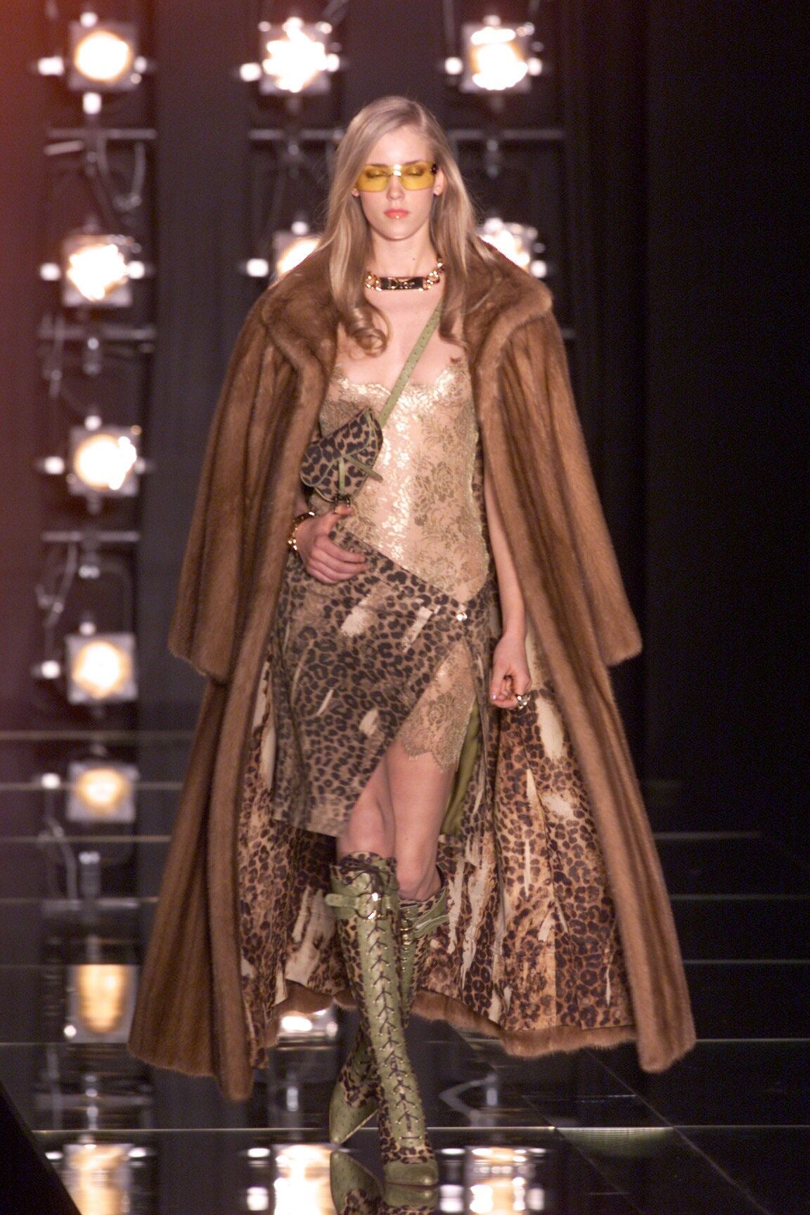 Dior fw 2000 boots