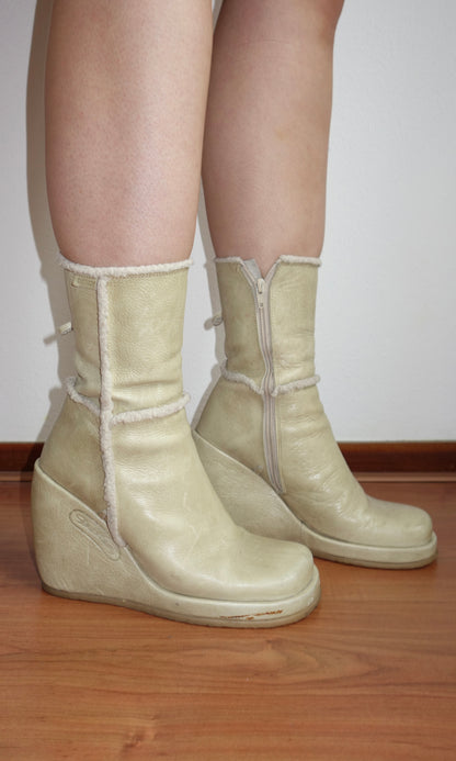 Destroy boots