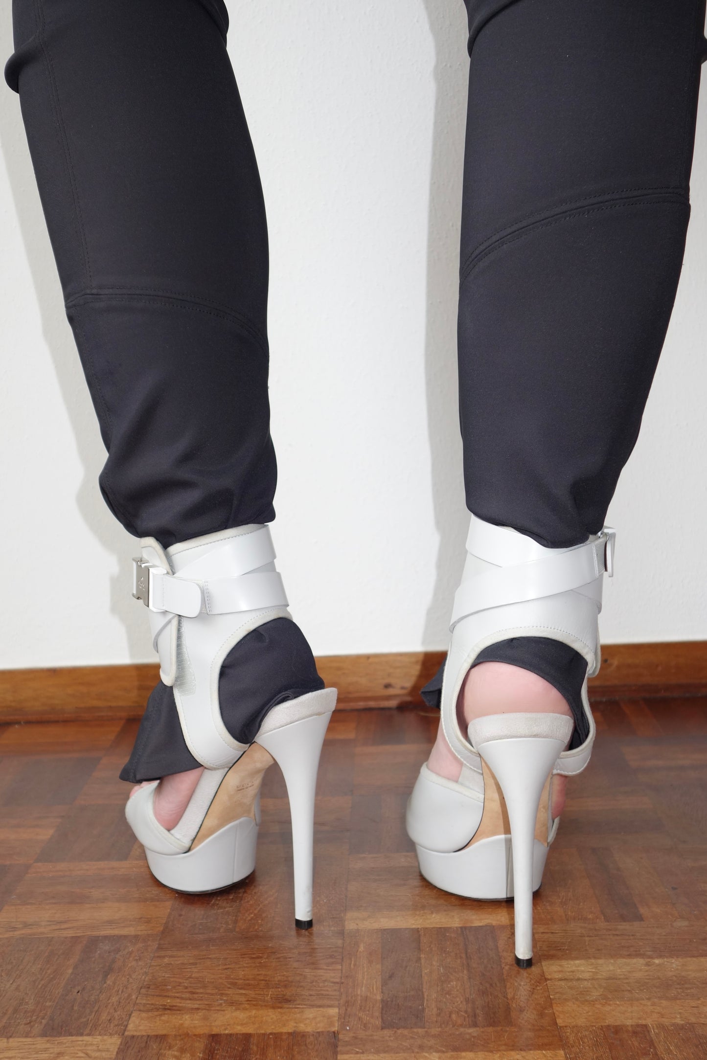Gucci ss 2010 heels