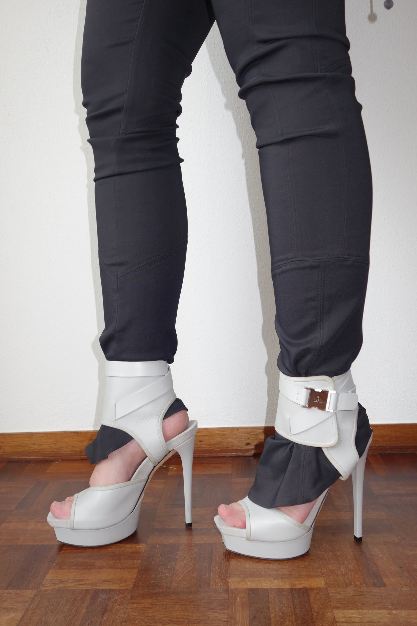 Gucci ss 2010 heels